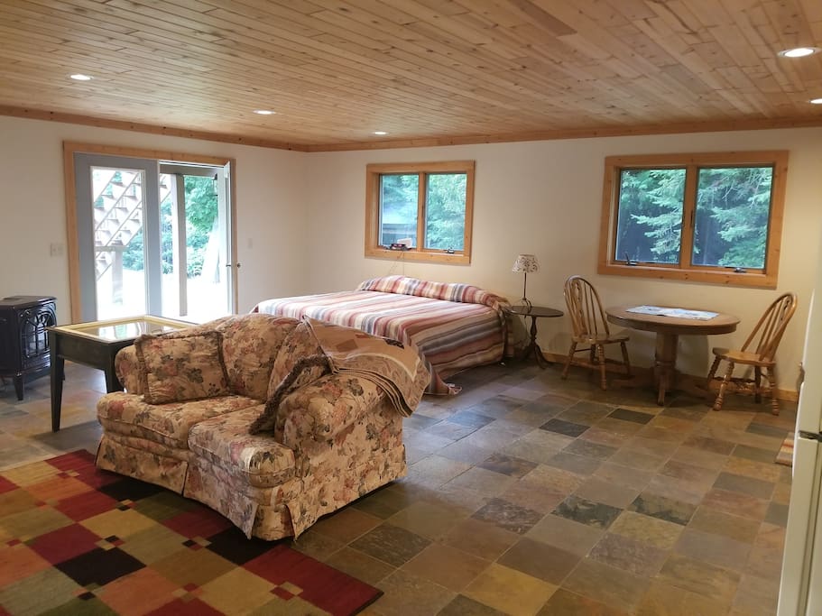 King size bed
