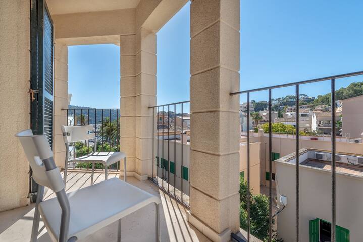 Apartamento con vistas a la montaña gallery image 2