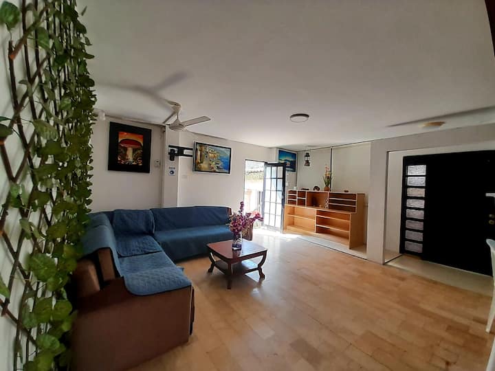 NORMA PRIVATE VILLA WITHOUT CONTACT HILLS CEIBOS Houses for Rent in