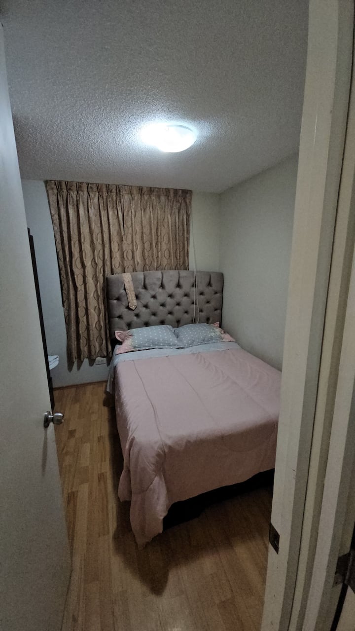 Стая с 2 - местен легло и класет