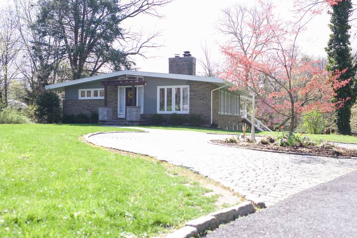 Top 15 Airbnb Vacation Rentals In Lancaster, Pennsylvania - | Trip101