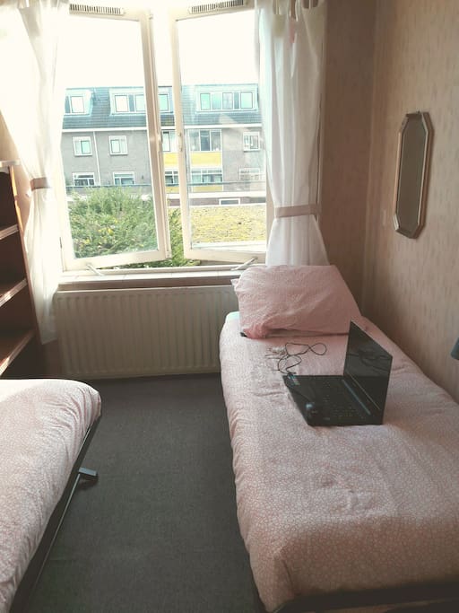 TWO BEDDED ROOM WITH CLOSET