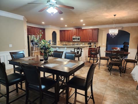 Cag Estates(8.7 miles from Jordan-Hare Stadium)