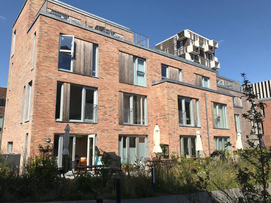 Townhouse close to metro, airport and Royal Arena - 카스트럽(Kastrup)의 타운하우스에서 살아보기, 덴마크