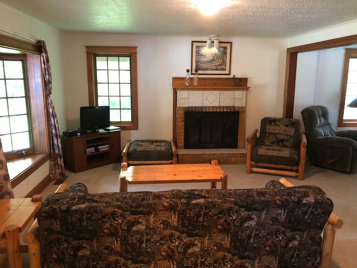 The Perfect Place To Make Your Michigan Memories - Honor, MI