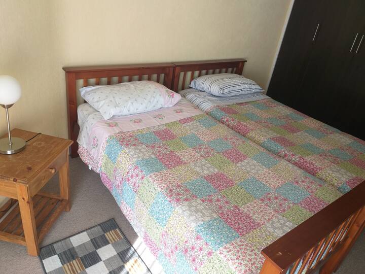 ห้องนอน 3, 2 หลังเตียงเดี่ยว