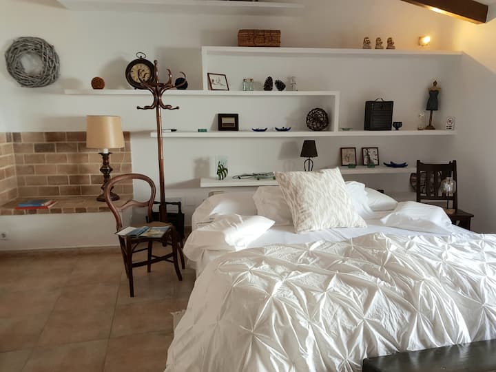 غرفة النوم 1