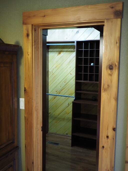 Mater bedroom walk in closet