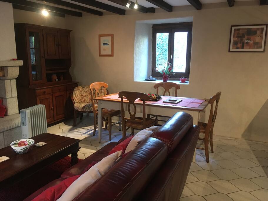 Lounge and dining area