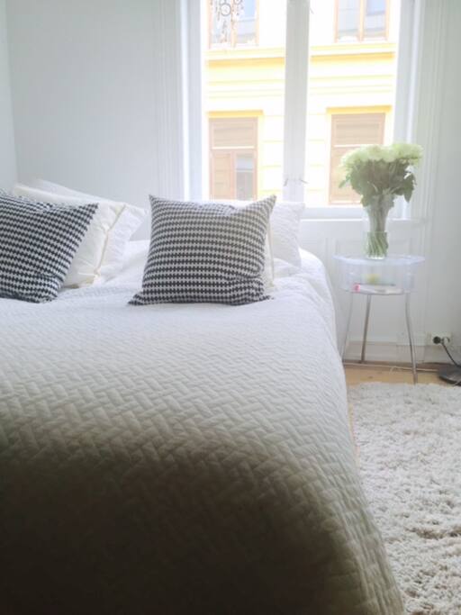 Bedroom with a double bed