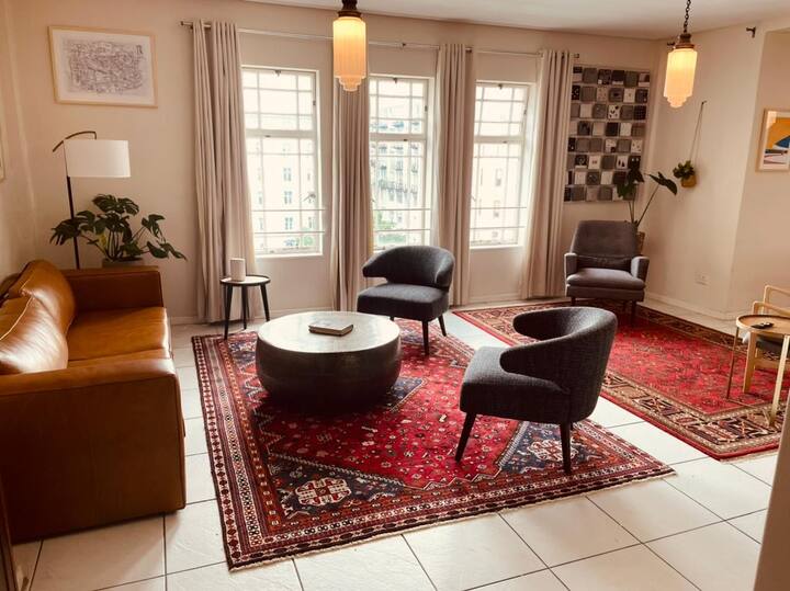 Upmarket 2bedroom apartment in heart of Cape Town Apartments for Rent in Cape Town, Western