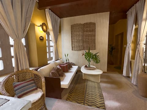 The Melo Pomelo Courtyard