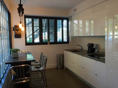 On The Green - Luxury Short & Long Term Stays