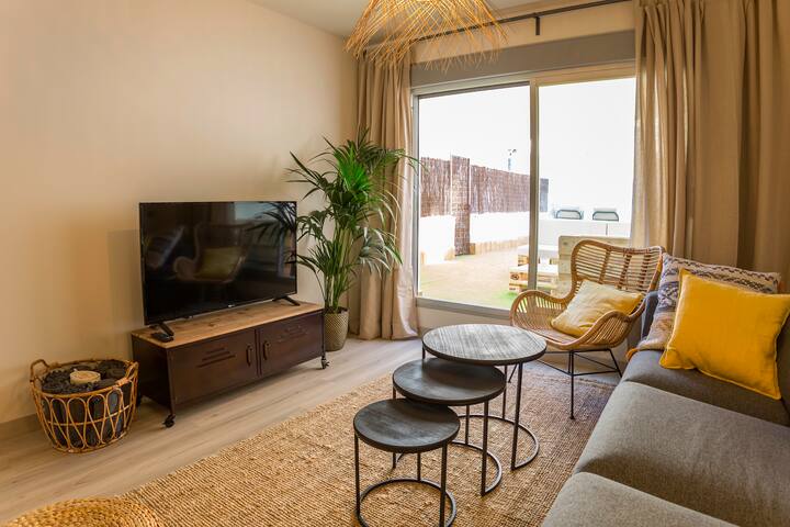 MODERN house with Chill out Terrace – BERNABEU gallery image 3