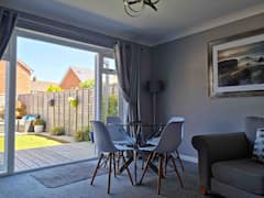 2+private+parking+spaces+and+walk+to+city