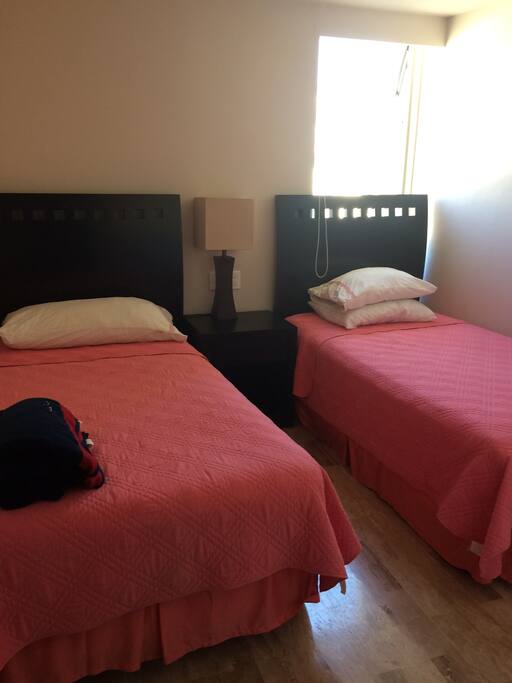 tercer cuarto, camas individuales
