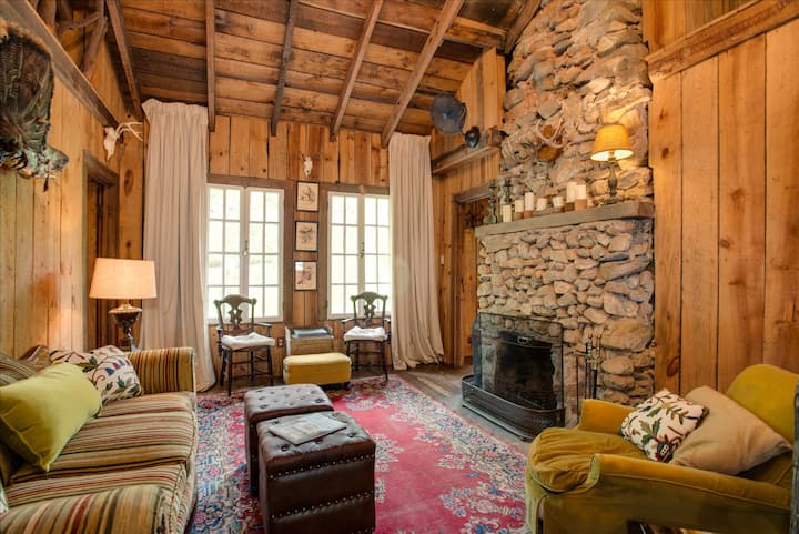 Wiley Mountain Lodge - A Tree House In The Woods - Tallulah Falls, GA