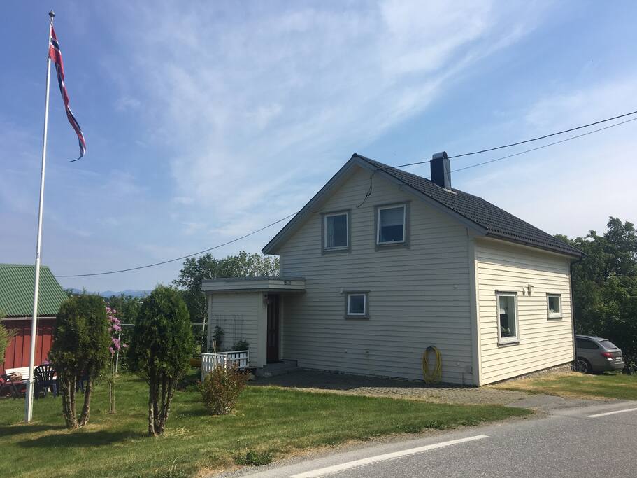 Parking for 3 cars on three sides of the house