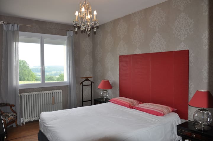 chambre 4 à l'étage