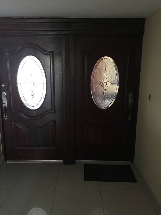 Apartament main entrance
