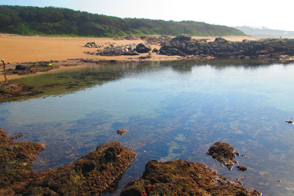 Stunning Pumula beach 300m walk from the lodge