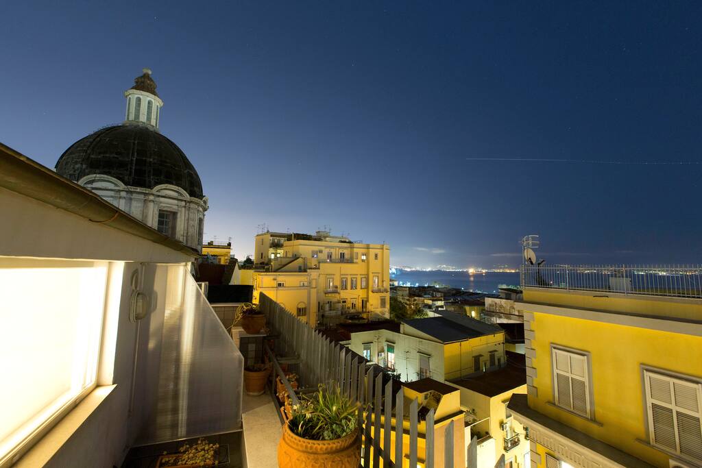 terrazzino esterno vista mare