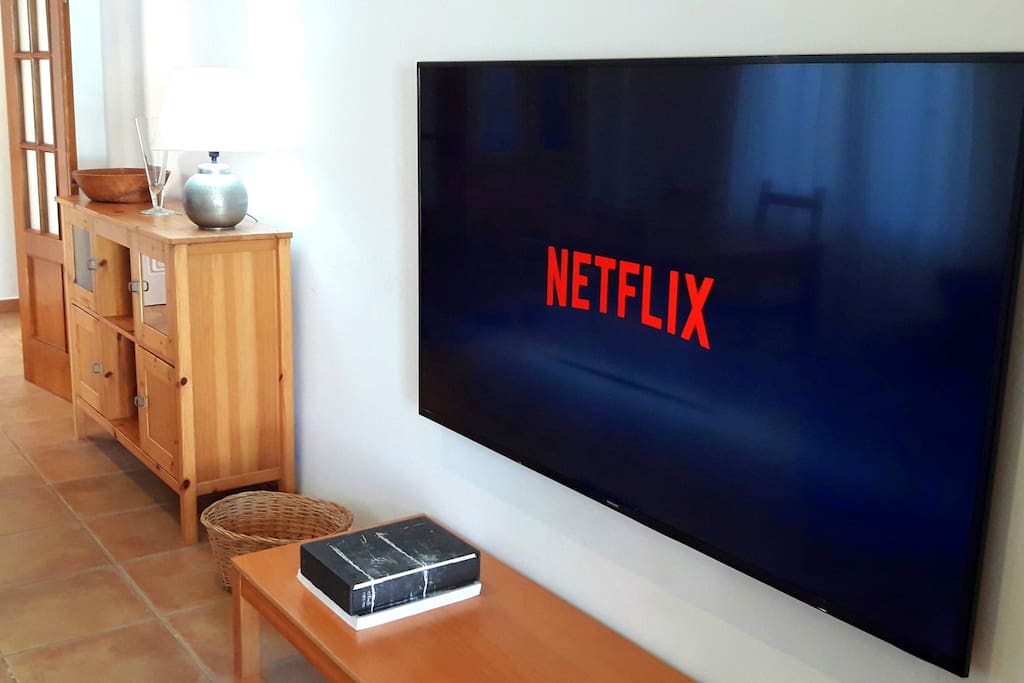 Smart TV 70" / Netflix