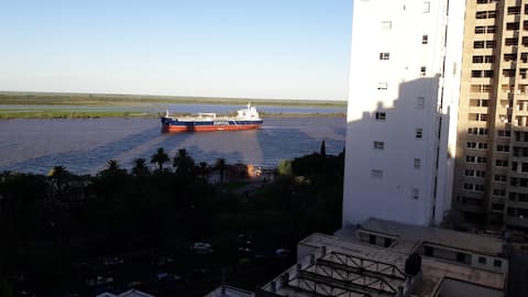 SemiPiso con Vista Al Rio Paraná and Parque España