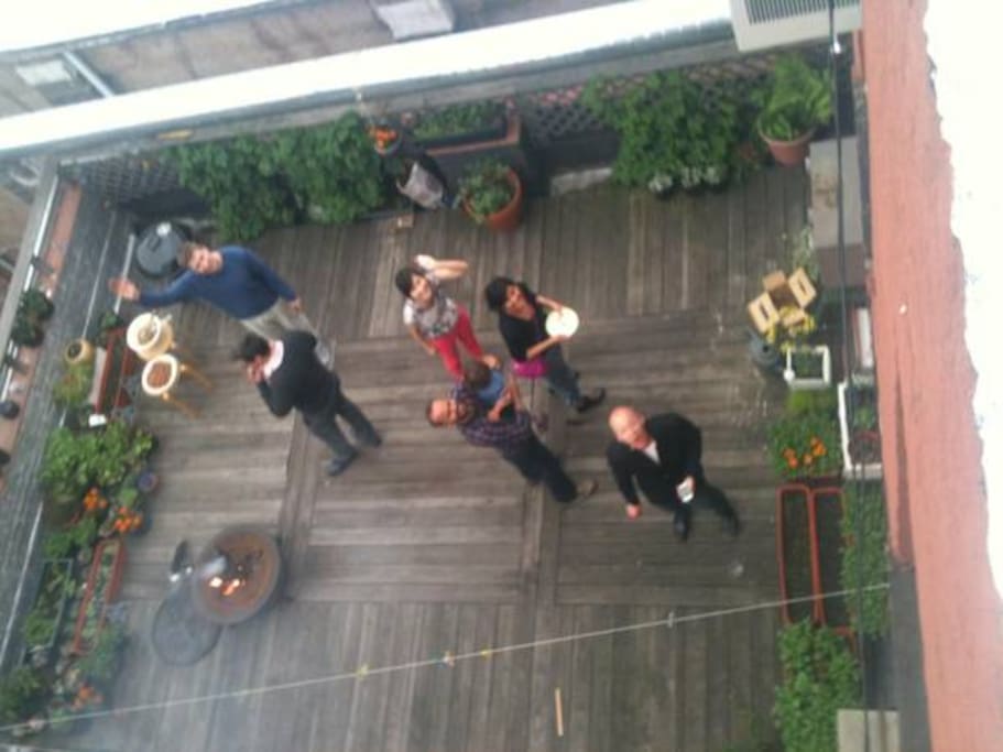 Our terrace. if it's not too cold you're welcome to fire up the BBQ.