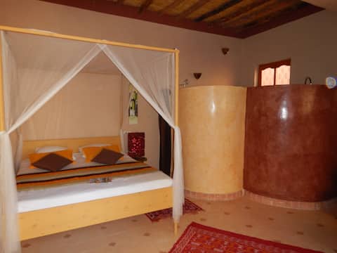 DAR PIENATCHA Family Suite Chocolate Pool View