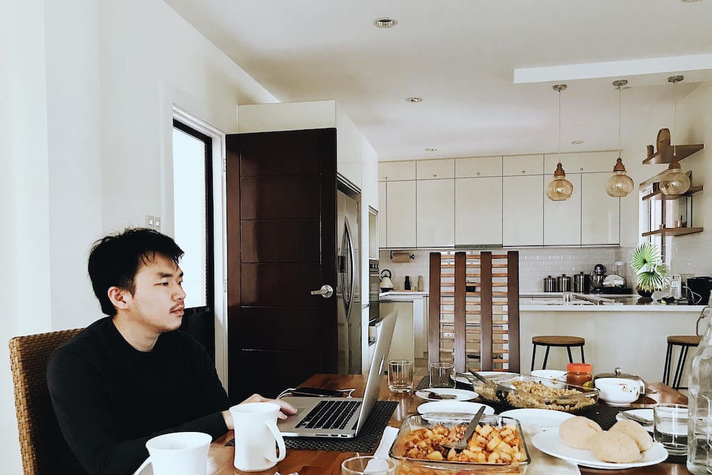 You can cook your own food. We also provide basic foods for Sale that you can cook while staying with us.