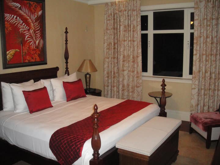 Master Suite (bračni krevet (180x200)