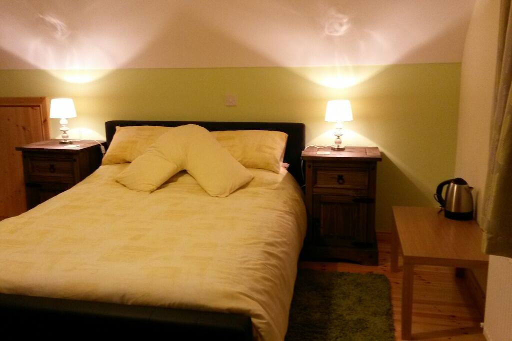 King size bed