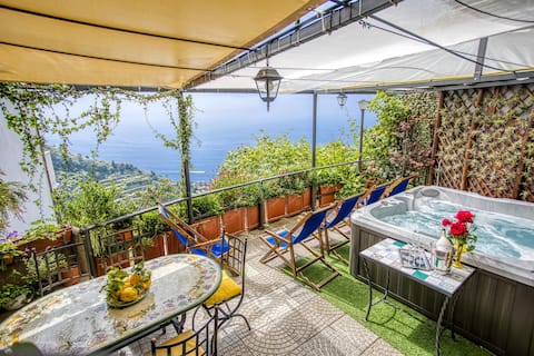 Villa with Jacuzzi & breathtaking view AmalfiCoast