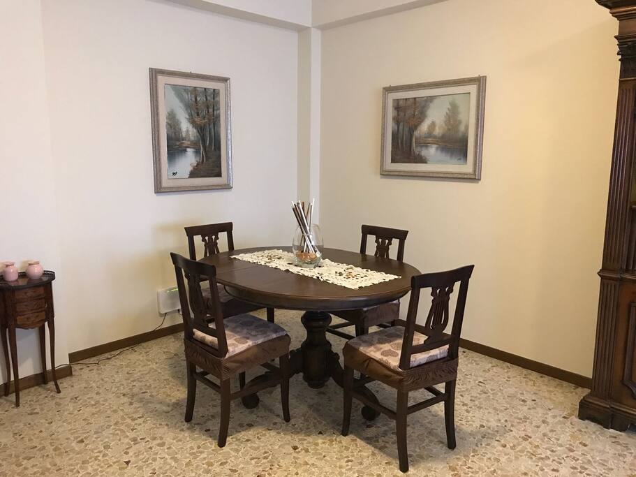 Salone