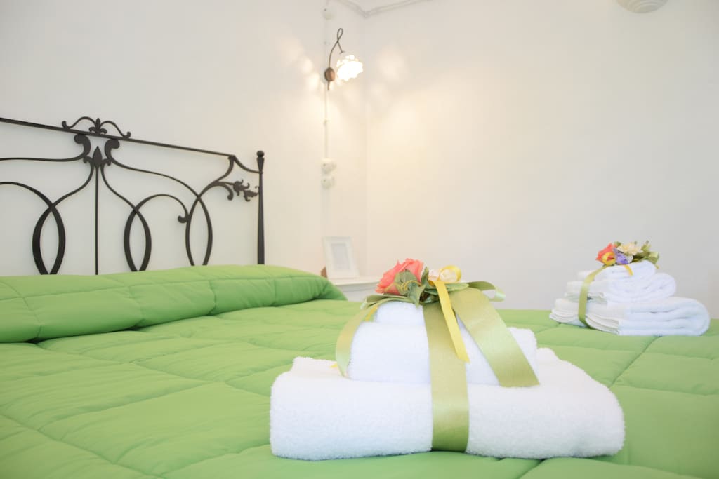 Dettagli Letto Matrimoniale