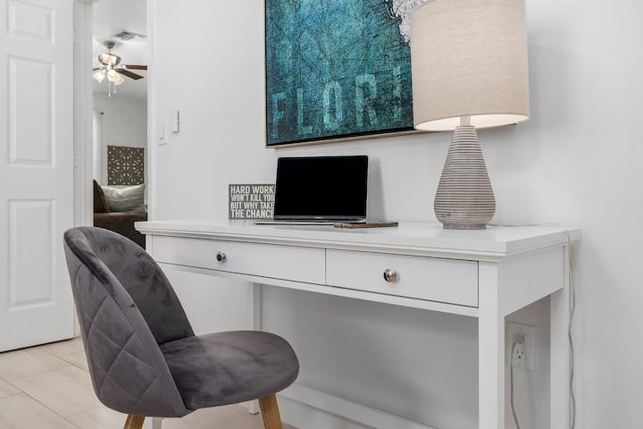 Სამუშაო თუ სასკოლო დღეები? Ჩვენ იდეალური ადგილი გვაქვს თქვენთვის...