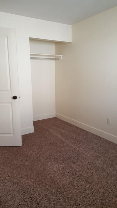 Second bedroom.
