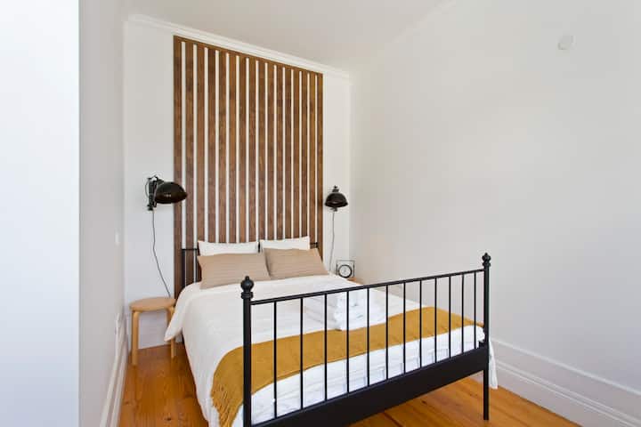 Ruhiges Schlafzimmer in Portugal