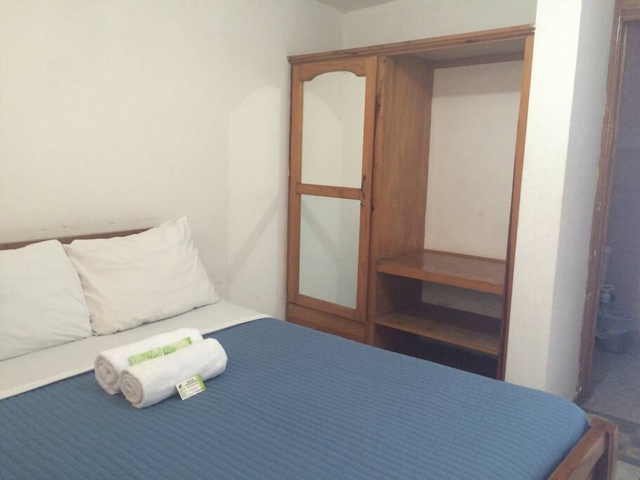 Lots of storage room available | Beaucoup d'espace de rangement disponible