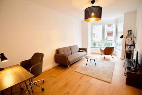Entire modern furnished flat with balcony