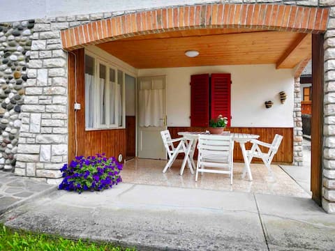 Appartamento con giardino e vista sulla Chiesetta