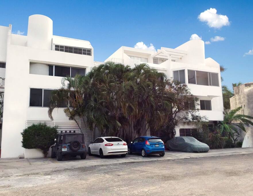 Front of the Building (Villas Itzel)