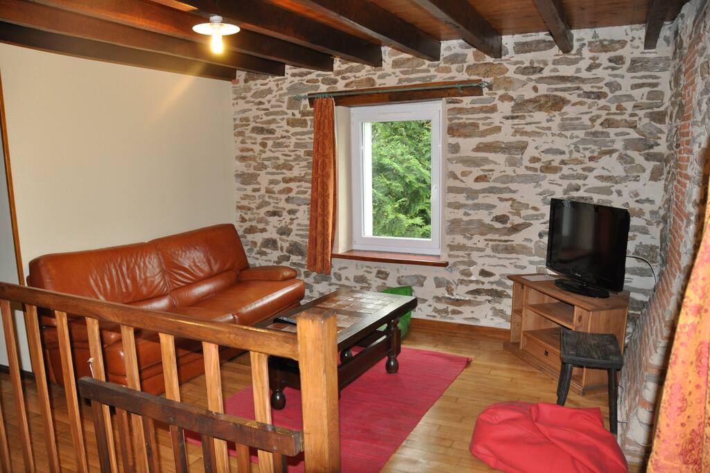 2nd living room upstairs