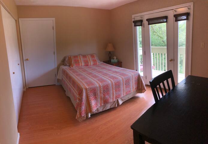 Camp Ondessonk managed Airbnb listing 2