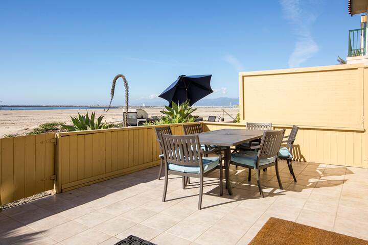 LAX Beachhouse – Luxury On The Sand and Near LAX gallery image 5