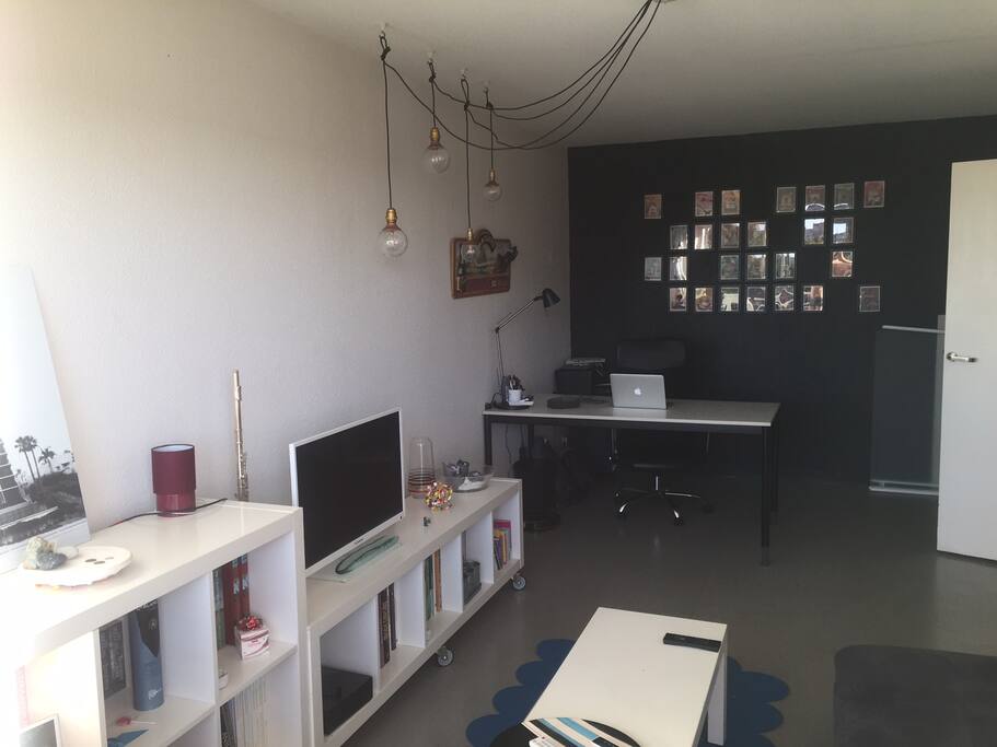 SALON