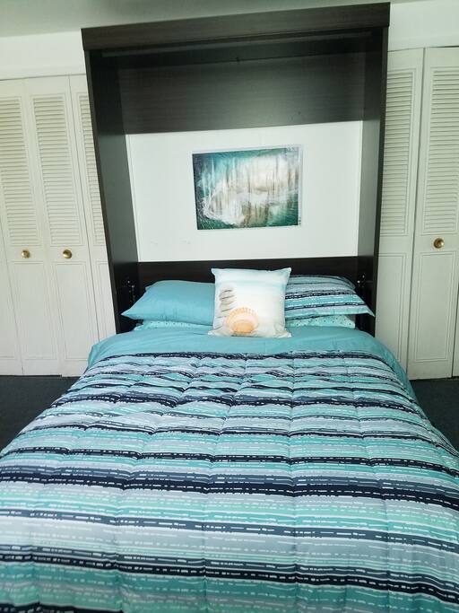 New sheets & bedspread