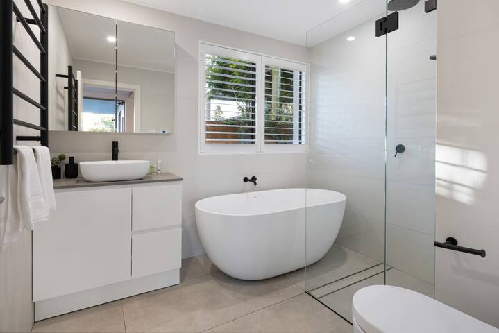 Pelican House – Beach Retreat gallery image 5