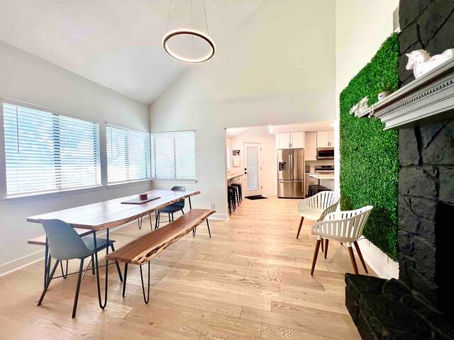 Spacious Stylish 6B-Monthly Stays Near Lake Austin gallery image 3